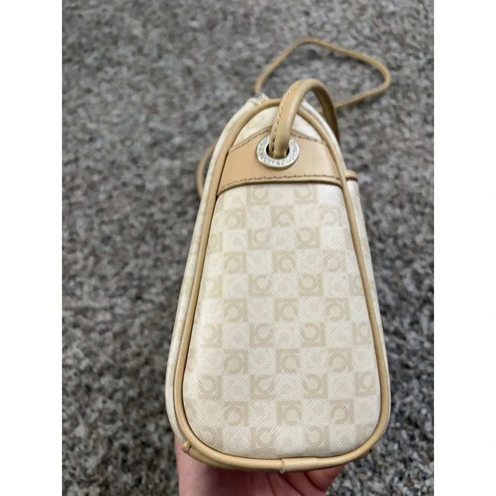 Liz Claiborne Crossbody Purse Bag‎ Beige Crème White Tan